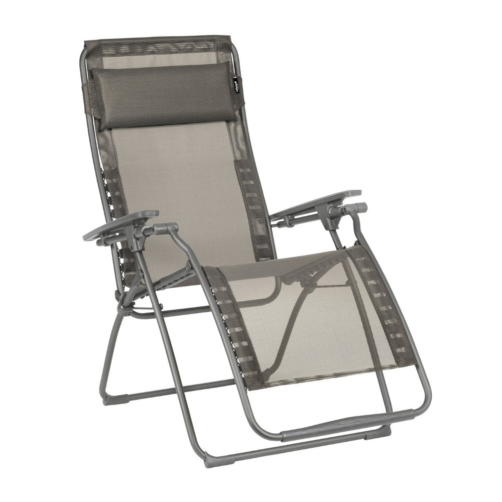 HomeRoots 28" Graphite Metal Zero Gravity Recliner Chair with Cushioned Comfort for Ultimate Outdoor Relaxation 373469