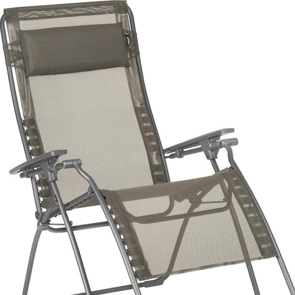 HomeRoots 30" Light Gray Zero Gravity Chair with Chrome Steel Frame - Ultimate Comfort for Outdoor Relaxation Graphite 373470