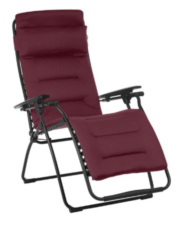 Homeroots 28" Red Steel Outdoor Zero Gravity Chair With Red Cushion  Metal 373471