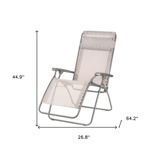 Homeroots 27" Ivory Steel Outdoor Zero Gravity Chair With Ivory Cushion Magnolia Metal 373475