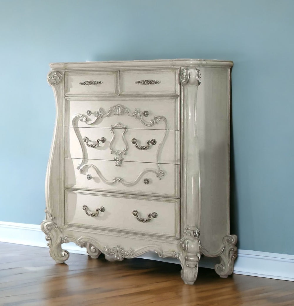 HomeRoots 47" White Solid Wood Chest – Elegant Storage Solution with Timeless Design for Compact Spaces 5 374192