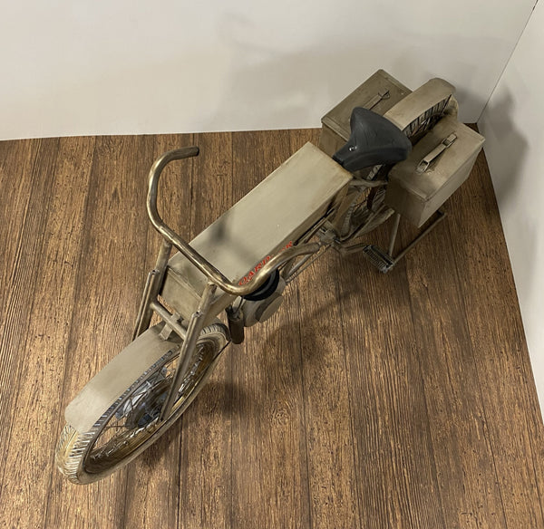 Homeroots 16.5" X 66" X 36" Hd Bike Bar  Metal 374326