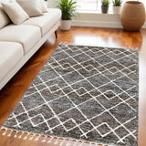 Homeroots 5' X 8' Gray And Ivory Geometric Area Rug  Polyester 374393