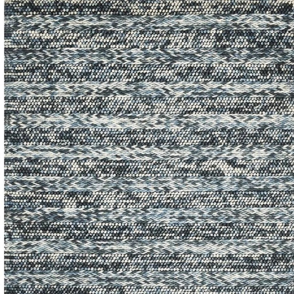 HomeRoots 3' Handwoven Wool Area Rug in Ivory, Blue, and Gray - Perfect for Entryways, Hallways, and More! 5' X 7' 374501