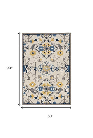 HomeRoots 5' Ivory Abstract Area Rug - Durable Indoor/Outdoor Accent for Modern Elegance in Your Home Spaces 5' x 8' 374694