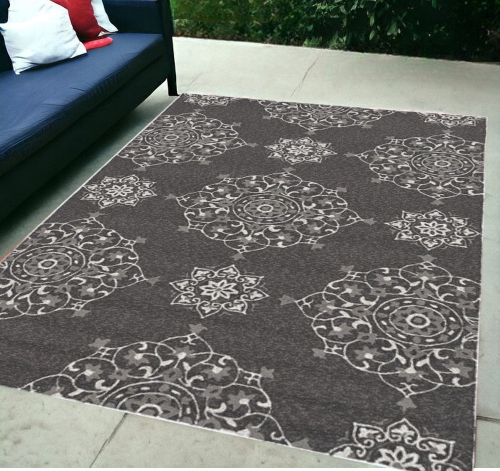 HomeRoots 5' Charcoal Floral Round Area Rug for Indoor & Outdoor Use - Durable, Stylish, Easy Maintenance Decor 5' x 8' 374704