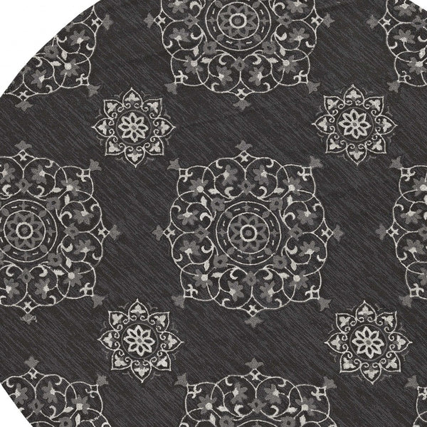 Homeroots 8' Round Charcoal Round Floral Handmade Indoor Outdoor Area Rug  Polypropylene 374705