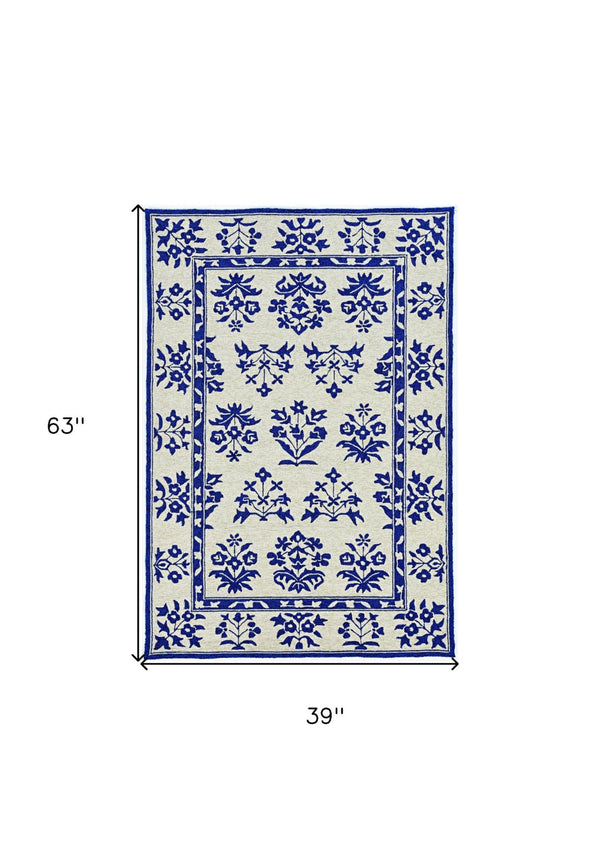 HomeRoots 3' Blue Floral Area Rug - Durable Indoor Outdoor Design with Timeless Hooked Motif for Any Space 3' x 5' 374708