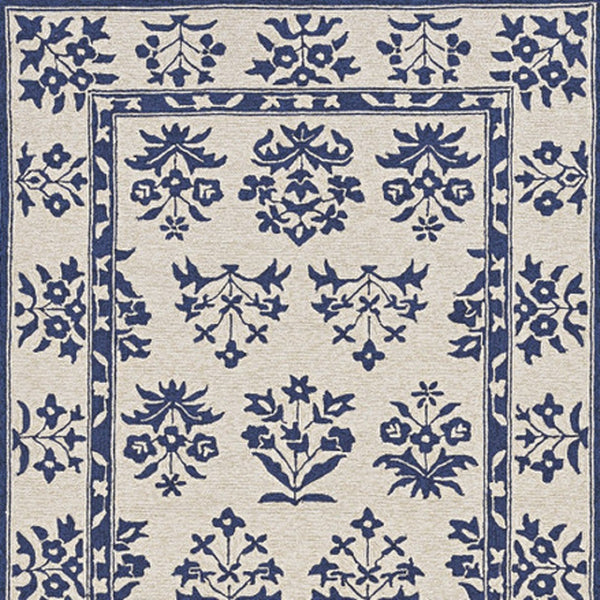 HomeRoots 3' Blue Floral Area Rug - Durable Indoor Outdoor Design with Timeless Hooked Motif for Any Space 5' x 8' 374709