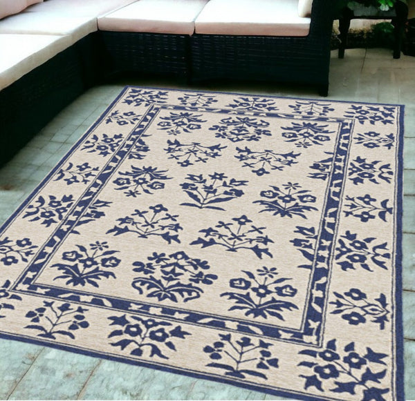 HomeRoots 3' Blue Floral Area Rug - Durable Indoor Outdoor Design with Timeless Hooked Motif for Any Space 5' x 8' 374709