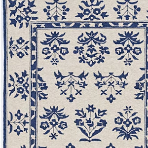 HomeRoots 3' Blue Floral Area Rug - Durable Indoor Outdoor Design with Timeless Hooked Motif for Any Space 8' x 10' 374711