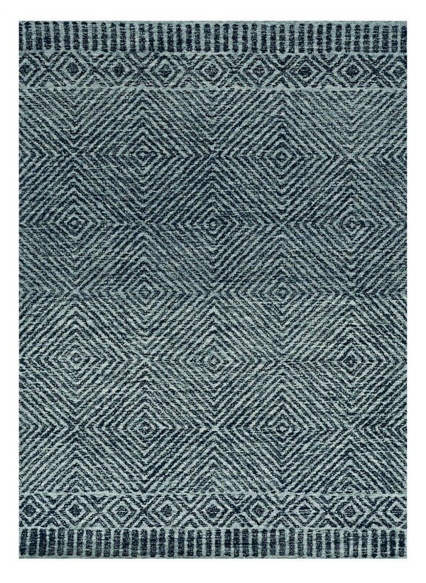 HomeRoots 5' Handcrafted Gray and Black Wool Geometric Area Rug - Modern Style for Cozy Living Spaces 5' X 7' 374735