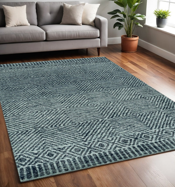 HomeRoots 5' Handcrafted Gray and Black Wool Geometric Area Rug - Modern Style for Cozy Living Spaces 5' X 7' 374735