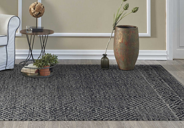 HomeRoots 7' Gray and Black Wool Geometric Hand-Tufted Area Rug - Modern Style for Living Room or Bedroom 8' X 11' 374737