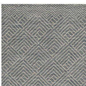 HomeRoots 8' Hand-Tufted Wool Runner Rug in Denim Blue and Gray - Stylish Geometric Design for Modern Spaces 5' X 7' 374745
