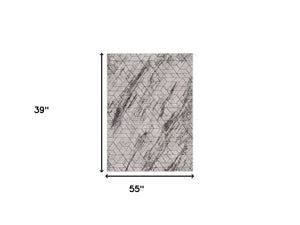 Homeroots 3' X 5' Ivory Geometric Pattern Area Rug  Polyester 374782