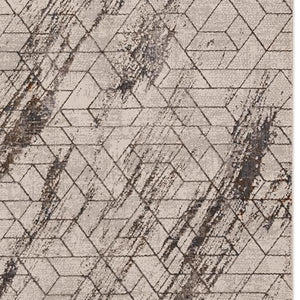 Homeroots 7' X 10' Ivory Area Rug  Polyester 374784