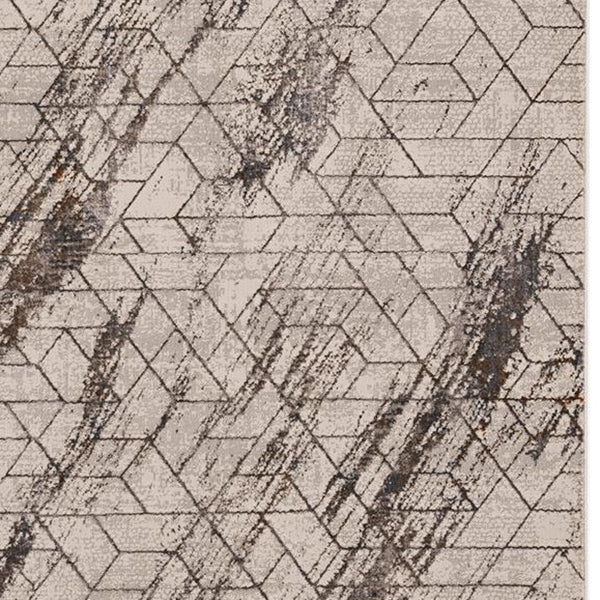 Homeroots 7' X 10' Ivory Area Rug  Polyester 374784