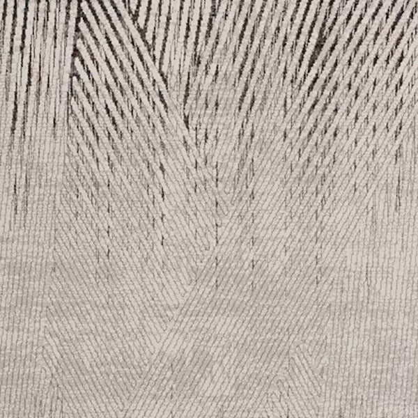 Homeroots 8' X 11' Gray And Ivory Area Rug  Polyester 374791