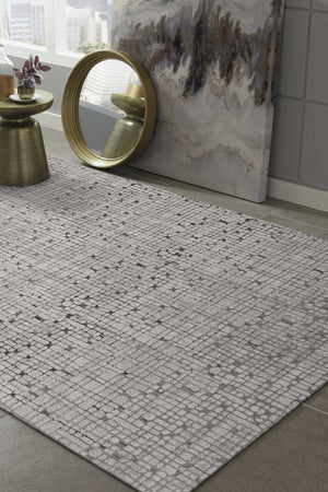 HomeRoots 5' Gray and Black Abstract Distressed Area Rug - Vintage-Inspired Design for Modern Homes & Comfort 8' X 11' 374797