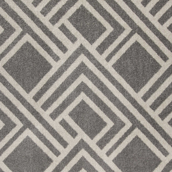 HomeRoots 5' Gray Geometric Area Rug - Stylish, Durable Design for Indoor and Outdoor Spaces, Easy Care! 7' x 10' 375002