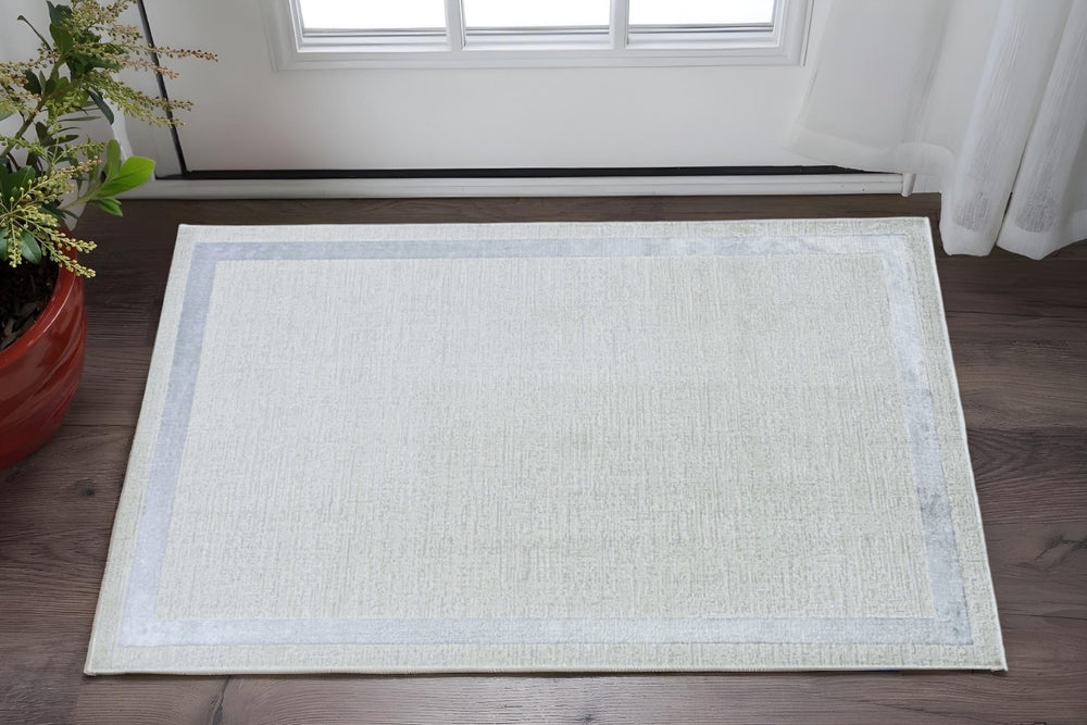 HomeRoots 3'' Gray and Ivory Area Rug – Elegant, Durable Design for Living Rooms, Bedrooms, and Entryways 3' X 5' 375033
