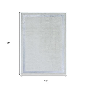 HomeRoots 3'' Gray and Ivory Area Rug – Elegant, Durable Design for Living Rooms, Bedrooms, and Entryways 5' X 8' 375034