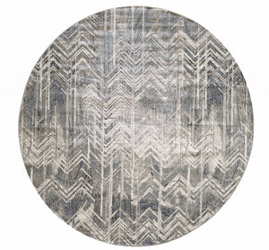 Homeroots 8' X 8' Gray Chevron Area Rug  Polyester 375129