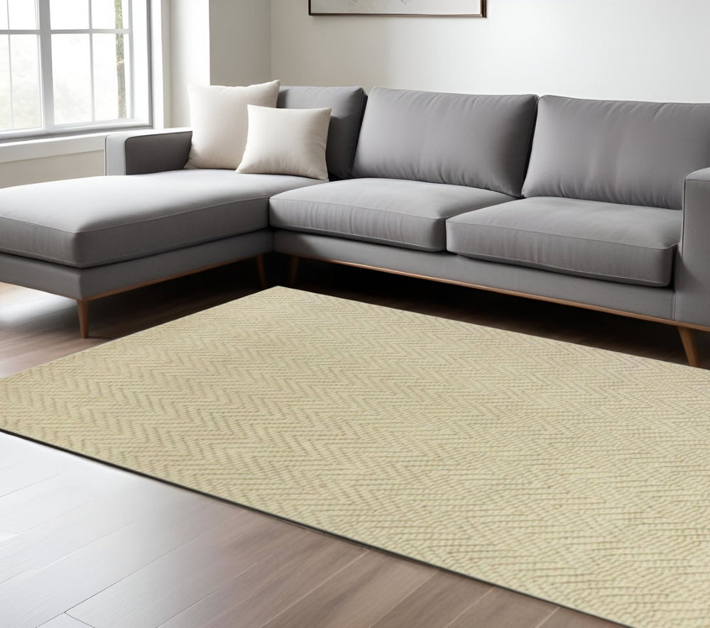 HomeRoots 8' Hand-Woven Jute Chevron Area Rug in Ivory and Beige – Durable, Stylish, and Perfect for Any Space 8' X 11' 375163