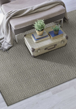 Homeroots 8' X 11' Gray Chevron Hand Woven Area Rug  Jute 375175