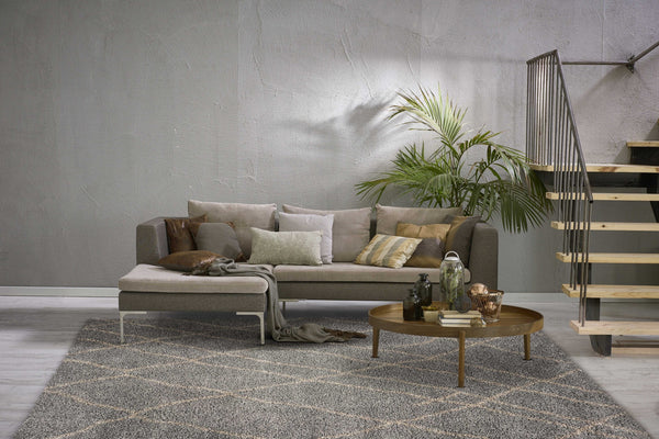 Homeroots 8' X 11' Slate Gray And Tan Abstract Shag Area Rug  Polypropylene 375190