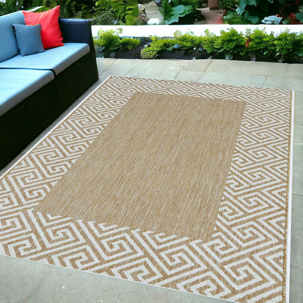 Homeroots 5' X 8' Ivory Geometric Indoor Outdoor Area Rug  Polypropylene 375244