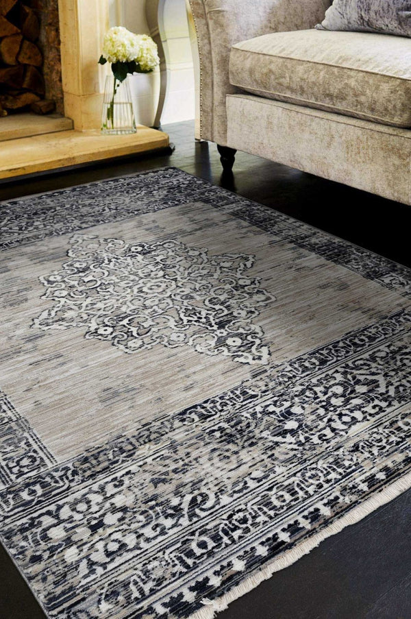 HomeRoots 8' Modern Geometric Area Rug in Natural and Beige – Perfect for Living Rooms, Dining Areas, and More! 8' Round 375246