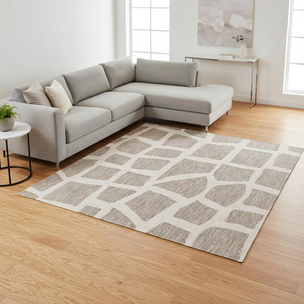 HomeRoots 8' Gray and Ivory Cobblestone Area Rug - Stylish, Durable Design Perfect for Busy Homes and Families 8' X 11' 375255