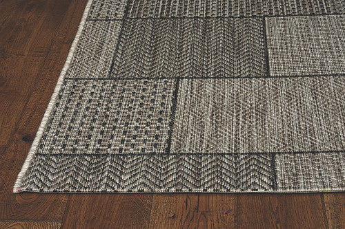 Homeroots 8' X 11' Gray Southwestern Indoor Outdoor Area Rug  Polypropylene 375260