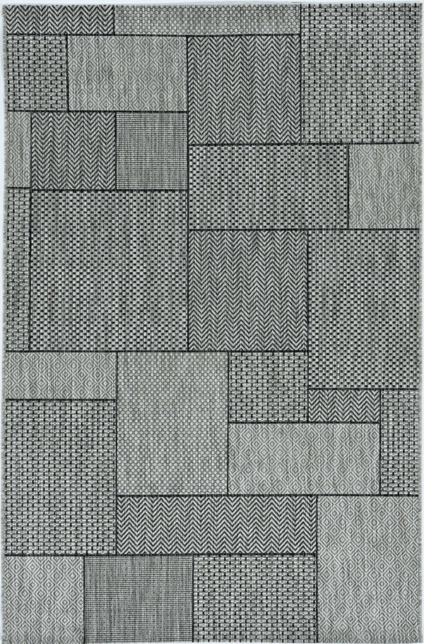 Homeroots 8' Round Gray Southwestern Indoor Outdoor Area Rug  Polypropylene 375261
