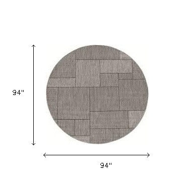 Homeroots 8' Round Gray Southwestern Indoor Outdoor Area Rug  Polypropylene 375261