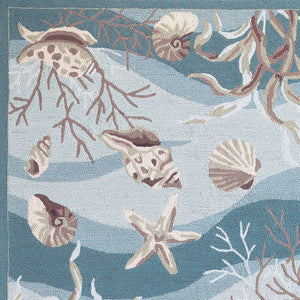 Homeroots 5' X 8' Seafoam Green Hand Hooked Sea Shells Indoor Area Rug  Polyester 375434