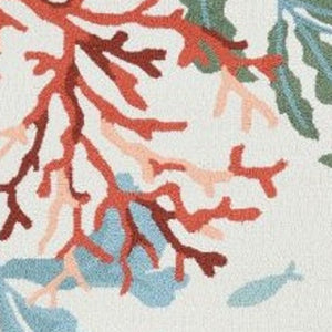 HomeRoots 5' Hand-Tufted Area Rug with Coastal Fish and Coral Design in Ivory, Red, and Pink for Your Home 5' X 7' 375455