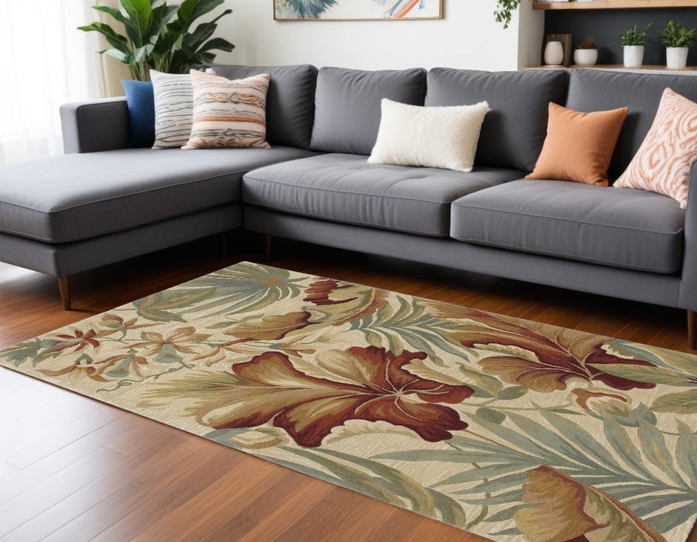 Homeroots 102 X 138 Ivory  Wool Rug  Wool 375485