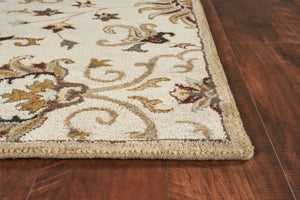 Homeroots 5' X 8' Champagne Beige Hand Tufted Traditional Floral Indoor Area Rug  Wool 375531