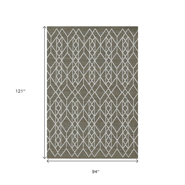 HomeRoots 4' Gray Southwestern Indoor/Outdoor Area Rug - Stylish, Durable, and Low-Maintenance for Any Space 8' x 10' 375556