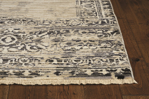 Homeroots 8' X 10' Sand And Charcoal Diamond Area Rug  Polypropylene 375622