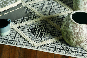 Homeroots 12' X 15' Charcoal Geometric Area Rug  Polyester 375664