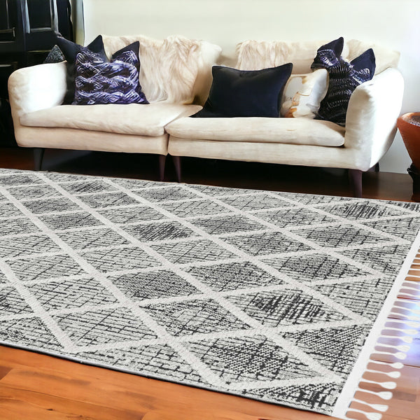 Homeroots 12' X 15' Charcoal Geometric Area Rug  Polyester 375664