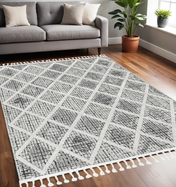 HomeRoots 12' Cream and Charcoal Geometric Area Rug - Modern Sophistication for Stylish Living Spaces 5' X 8' 375667