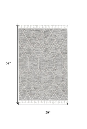 Homeroots 3' X 5' Ivory Geometric Area Rug  Polyester 375672