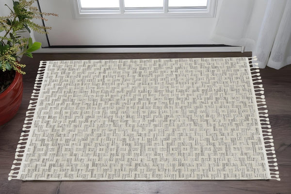 HomeRoots 12' Gray and Ivory Geometric Area Rug - Modern Elegant Design for Living Spaces and Comfort Underfoot 3' X 5' 375684