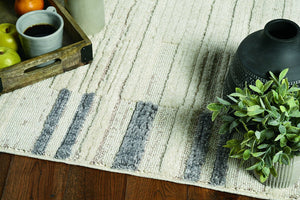 HomeRoots 12' Gray and Ivory Abstract Area Rug - Contemporary Design for Modern Living Spaces and Décor 9" x 13" 375693