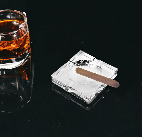 Homeroots 7" Clear Crystal Square Tabletop Cigar Ashtray  Crystal 375763